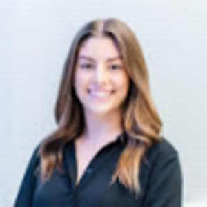 Meet your Posher, Hayley